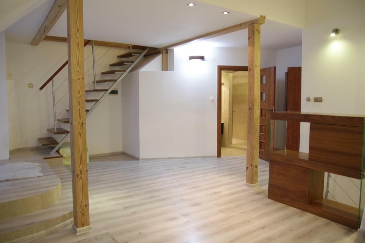 Apartament Aesthetic Tychy Εξωτερικό φωτογραφία
